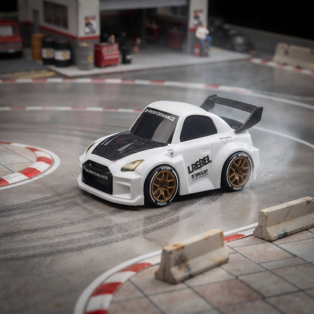 Customizable Mini RC Drift Car with Magnetic Accessories Drifting
