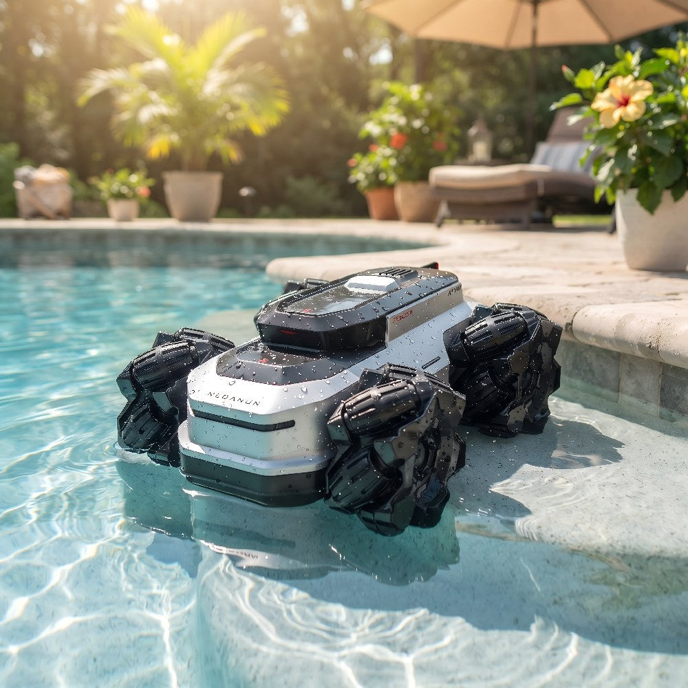 Mini Waterproof Amphibious RC Car in swimming pool